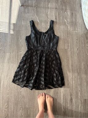 🥹😱Versatile all season HeartSoul Black Sleeveless A-Line Mini Dress